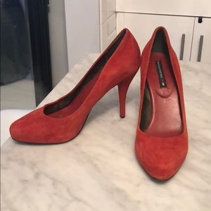 ✨SALE✨Banana Republic Red Suede Pumps - Sz 10